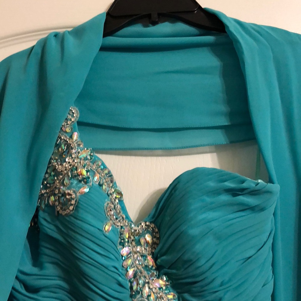 Prom Dress! - Picture 3 of 7